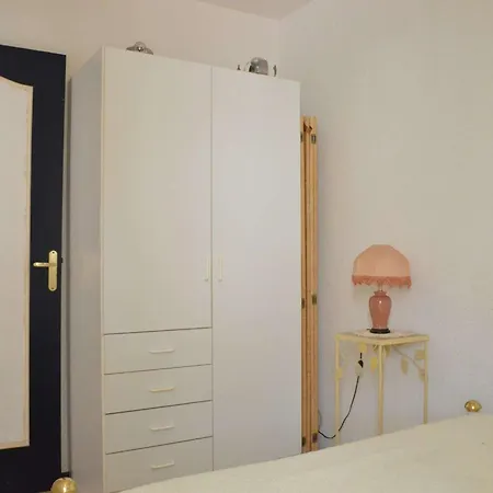 Cosy Proche Mer: 2 Pieces, 4 Couchages, - Fr-1-229b-19 Narbonne-Plage
